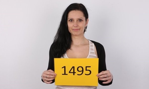 Смазливая тридцатилетняя чешская девушка на кастинге. | Видео из нашей коллекции