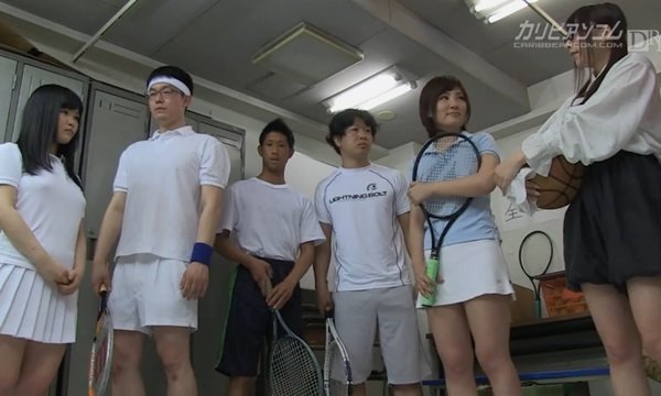 Ночной интим в закрытой спортивной школе где то в Токио. | Видео из нашей коллекции