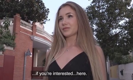 Несколько комплиментов и россиянка со спортивной попой готова пойти трахнуться за деньги. | Видео из нашей коллекции